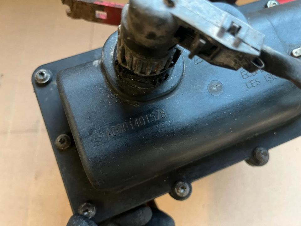 Mercedes-Benz Actros Atego EU4 EU5 AdBlue Pumpe A0001401578 - Brændstofpumpe for Lastbil: billede 2 Mercedes-Benz Actros Atego EU4 EU5 AdBlue Pumpe A0001401578 - Brændstofpumpe for Lastbil: billede 2