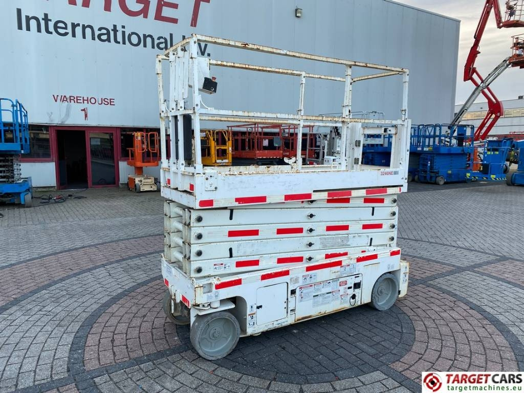 Genie GS-3232 Electric Scissor Work Lift 1175cm - Sakselift: billede 1 Genie GS-3232 Electric Scissor Work Lift 1175cm - Sakselift: billede 1