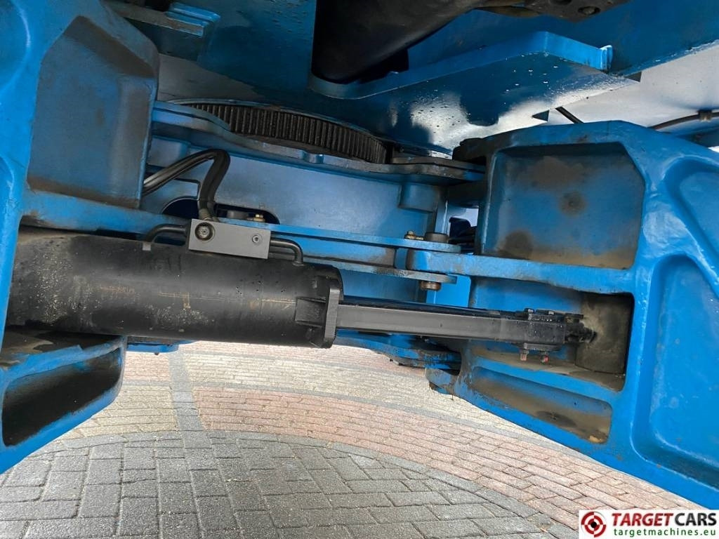 Leje en Genie Z-135/70 Articulated 4x4x4 Diesel Boom Lift 4315cm Genie Z-135/70 Articulated 4x4x4 Diesel Boom Lift 4315cm: billede 30 Leje en Genie Z-135/70 Articulated 4x4x4 Diesel Boom Lift 4315cm Genie Z-135/70 Articulated 4x4x4 Diesel Boom Lift 4315cm: billede 30