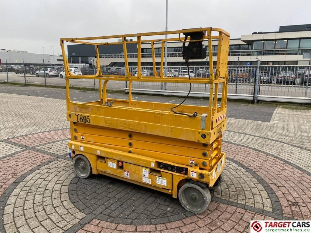 Haulotte Compact 10N Electric Scissor Work Lift 1000cm - Sakselift: billede 2 Haulotte Compact 10N Electric Scissor Work Lift 1000cm - Sakselift: billede 2
