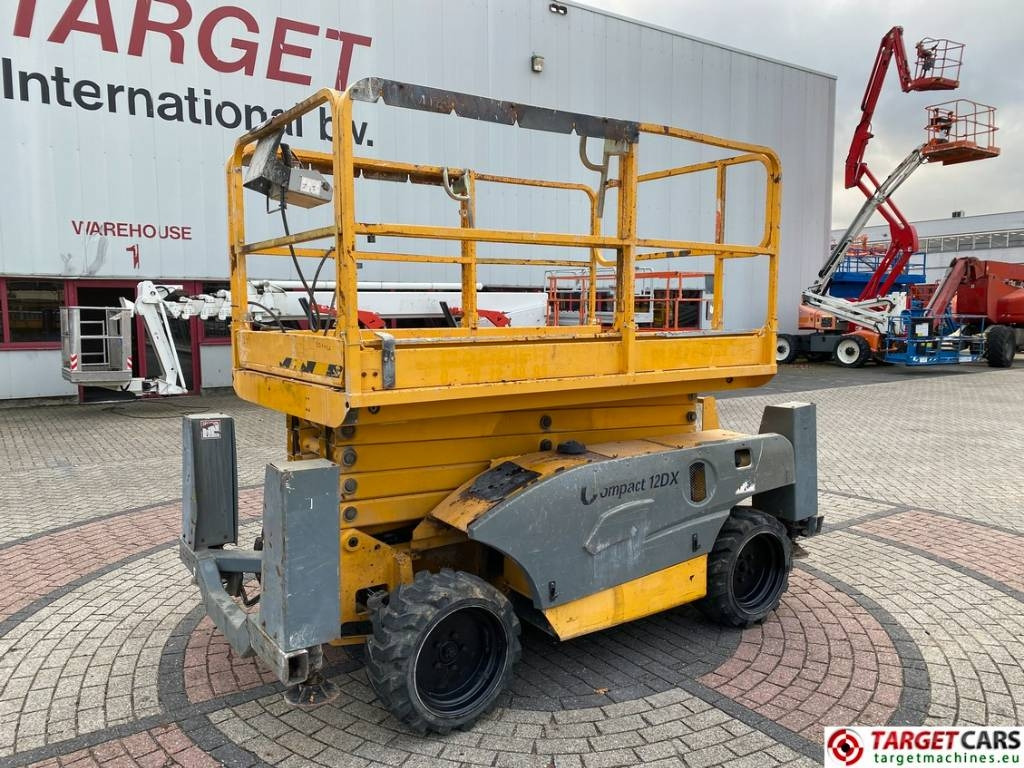 Haulotte Compact 12DX Diesel 4x4 Scissor Work Lift 1206cm - Sakselift: billede 1 Haulotte Compact 12DX Diesel 4x4 Scissor Work Lift 1206cm - Sakselift: billede 1