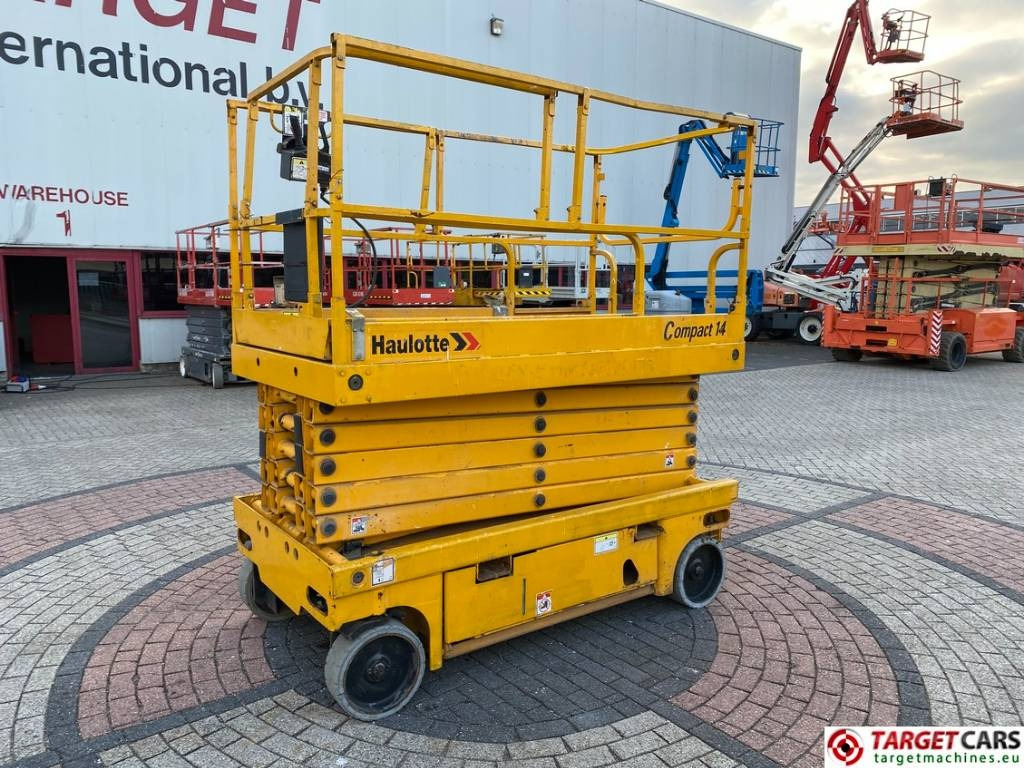Haulotte Compact 14 Electric Scissor Work Lift 1385cm - Sakselift: billede 1 Haulotte Compact 14 Electric Scissor Work Lift 1385cm - Sakselift: billede 1