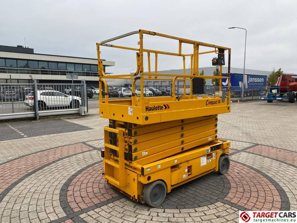 Haulotte Compact 14 Electric Scissor Work Lift 1385cm - Sakselift: billede 3 Haulotte Compact 14 Electric Scissor Work Lift 1385cm - Sakselift: billede 3