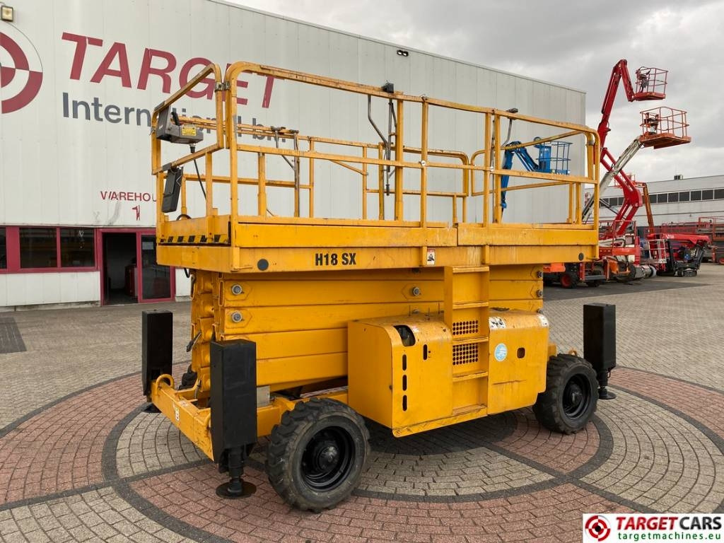 Haulotte H18SDX Diesel H18SX Scissor 4x4 Work Lift 1800cm - Sakselift: billede 1 Haulotte H18SDX Diesel H18SX Scissor 4x4 Work Lift 1800cm - Sakselift: billede 1