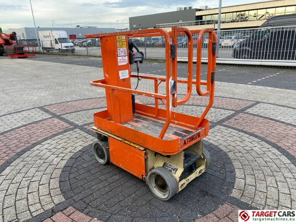 JLG 1230ES Electric Vertical Mast Work Lift 566cm - Søjlelift: billede 2 JLG 1230ES Electric Vertical Mast Work Lift 566cm - Søjlelift: billede 2