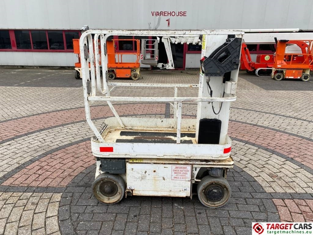 JLG 1230ES Electric Vertical Mast Work Lift 566cm - Søjlelift: billede 5 JLG 1230ES Electric Vertical Mast Work Lift 566cm - Søjlelift: billede 5