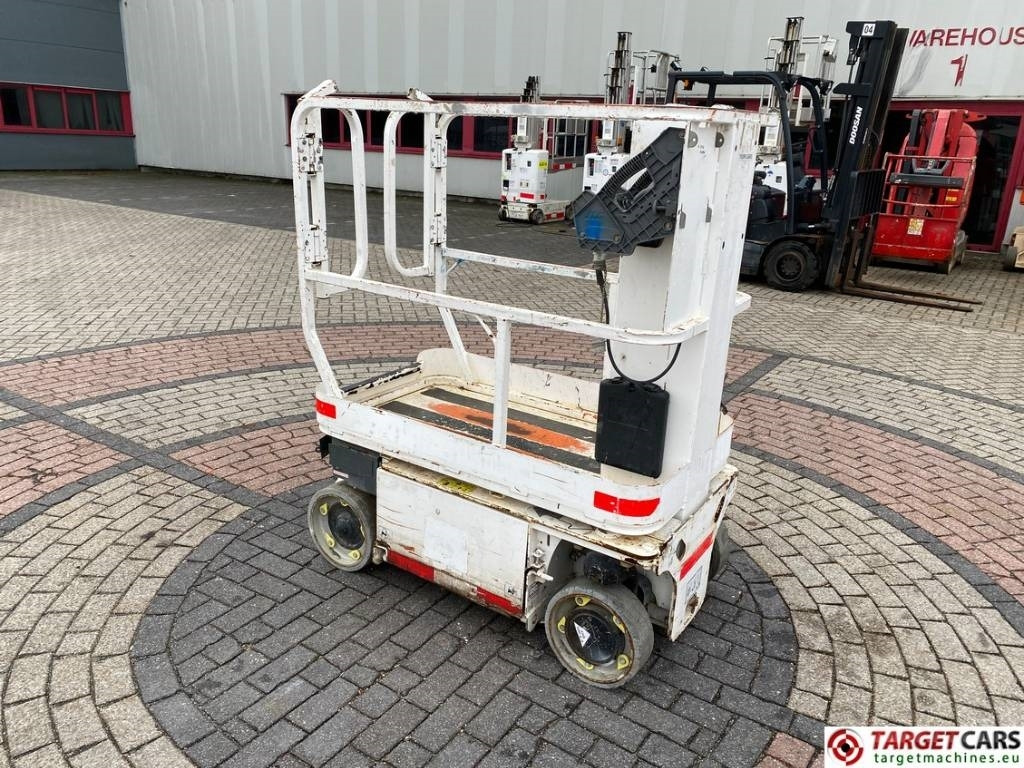 JLG 1230ES Electric Vertical Mast Work Lift 566cm - Søjlelift: billede 4 JLG 1230ES Electric Vertical Mast Work Lift 566cm - Søjlelift: billede 4