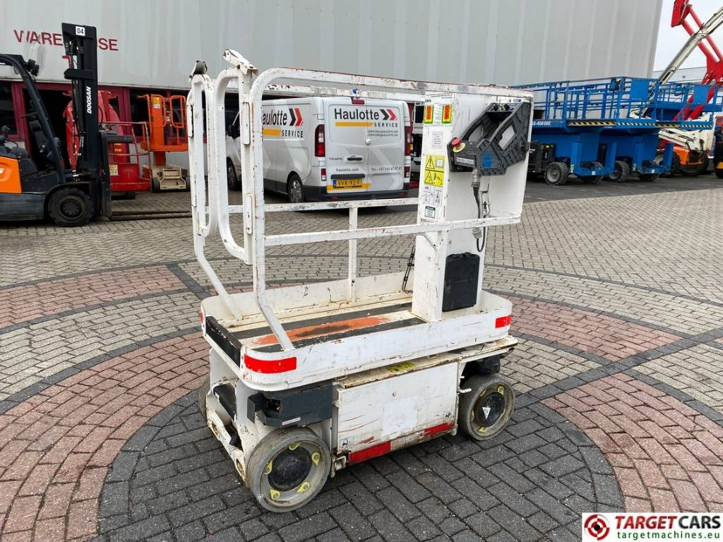 JLG 1230ES Electric Vertical Mast Work Lift 566cm - Søjlelift: billede 1 JLG 1230ES Electric Vertical Mast Work Lift 566cm - Søjlelift: billede 1