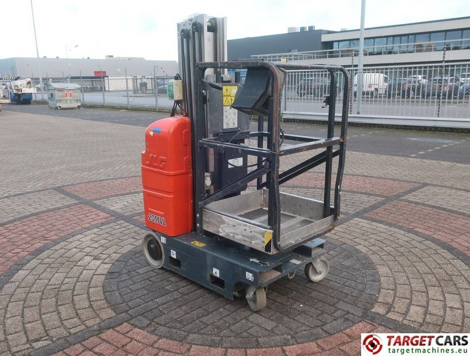 JLG 20MVL Electric Vertical Mast Work Lift 794cm - Søjlelift: billede 2 JLG 20MVL Electric Vertical Mast Work Lift 794cm - Søjlelift: billede 2
