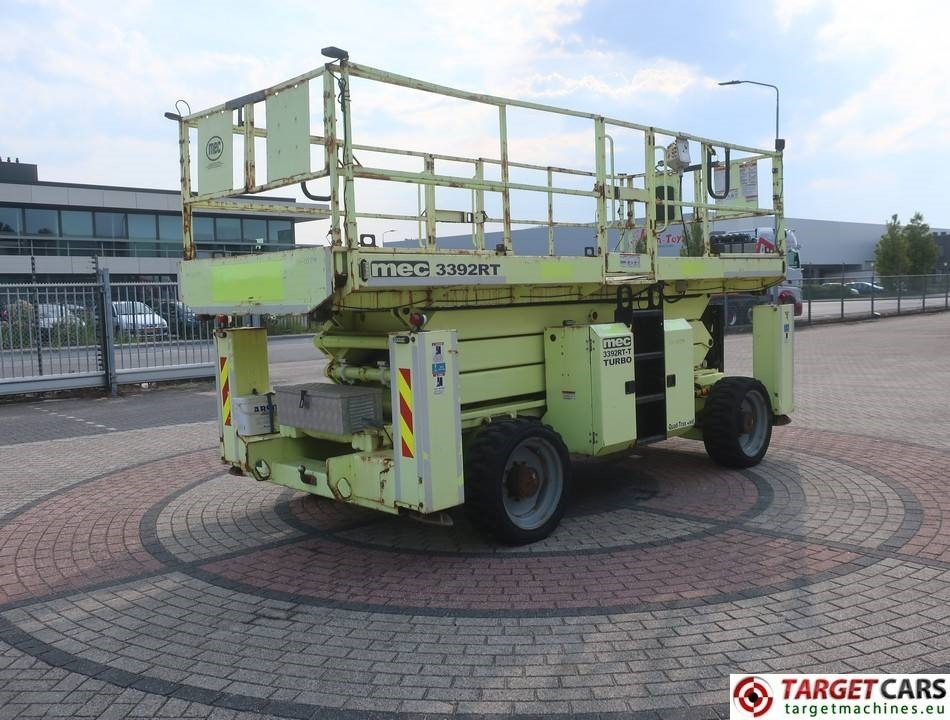 MEC 3392RT-T Diesel 4x4 Scissor Work Lift 1200cm - Sakselift: billede 3 MEC 3392RT-T Diesel 4x4 Scissor Work Lift 1200cm - Sakselift: billede 3
