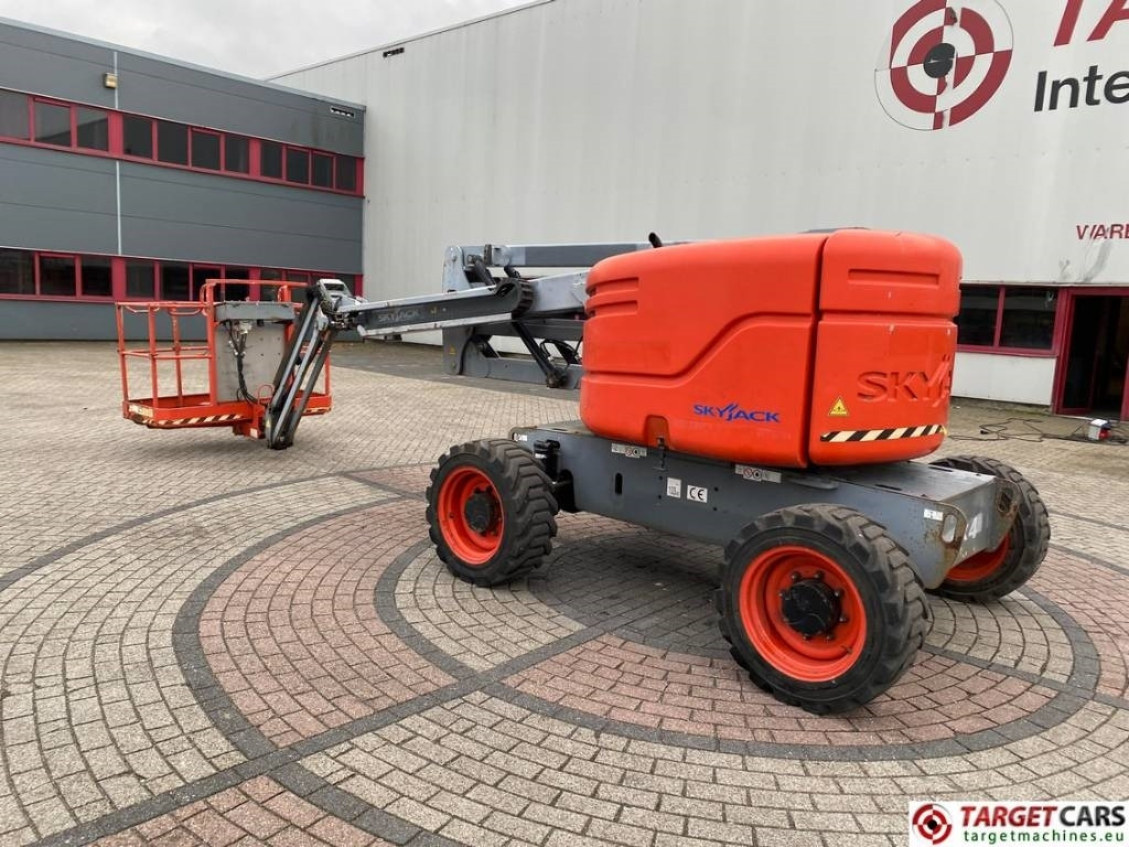 SkyJack SJ51AJ Articulated 4x4 Diesel Boom Lift 1755cm - Bomlift: billede 4 SkyJack SJ51AJ Articulated 4x4 Diesel Boom Lift 1755cm - Bomlift: billede 4