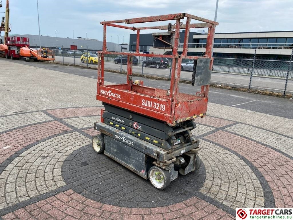 SkyJack SJIII-3219 Electric Scissor Work Lift 780cm - Sakselift: billede 2 SkyJack SJIII-3219 Electric Scissor Work Lift 780cm - Sakselift: billede 2