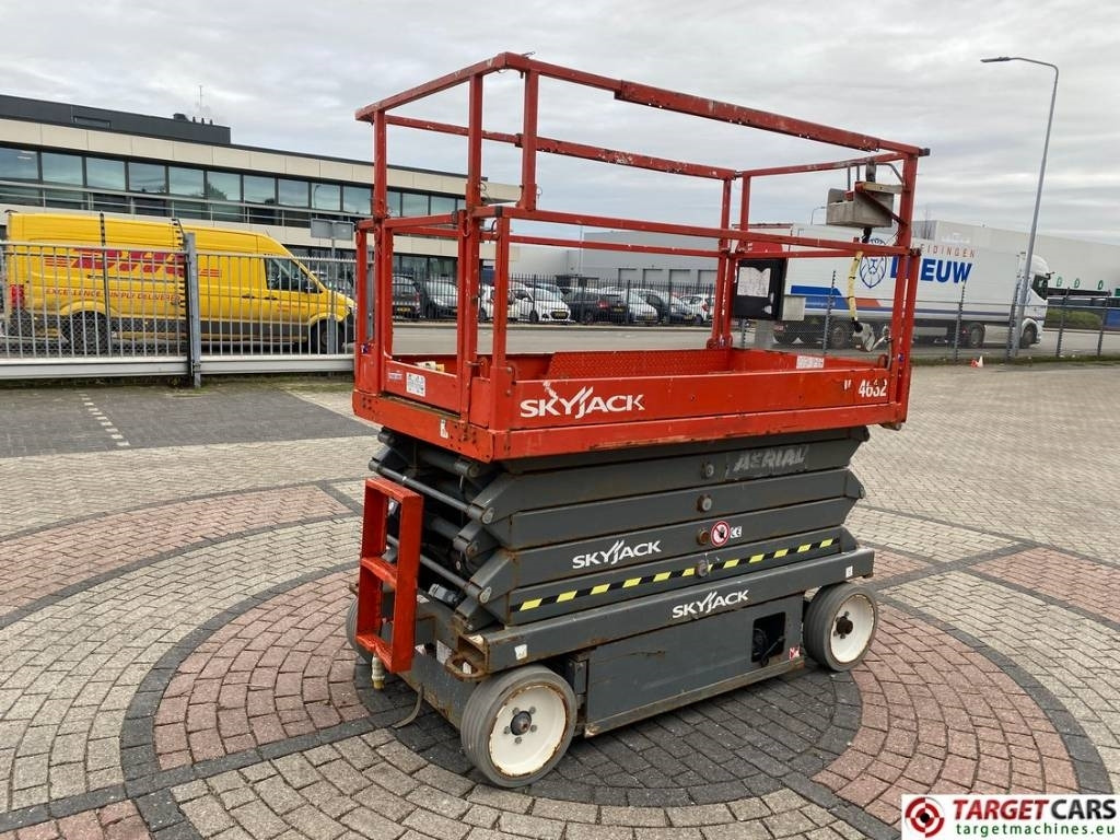 SkyJack SJIII-4632 Electric 4632 Scissor Work Lift 1170cm - Sakselift: billede 3 SkyJack SJIII-4632 Electric 4632 Scissor Work Lift 1170cm - Sakselift: billede 3