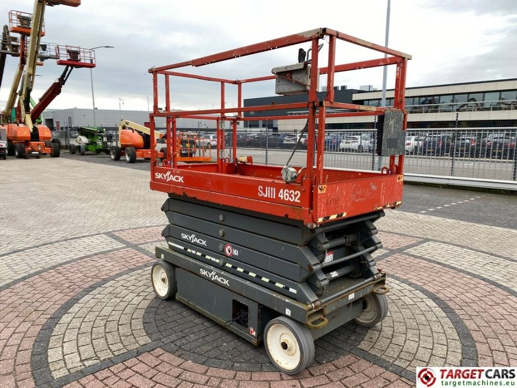 SkyJack SJIII-4632 Electric Scissor SJ4632 WorkLift 1170cm - Sakselift: billede 2 SkyJack SJIII-4632 Electric Scissor SJ4632 WorkLift 1170cm - Sakselift: billede 2