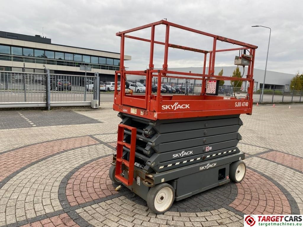 SkyJack SJIII-4740 Electric 4740 Scissor Work Lift 1380cm  - Sakselift: billede 3 SkyJack SJIII-4740 Electric 4740 Scissor Work Lift 1380cm  - Sakselift: billede 3