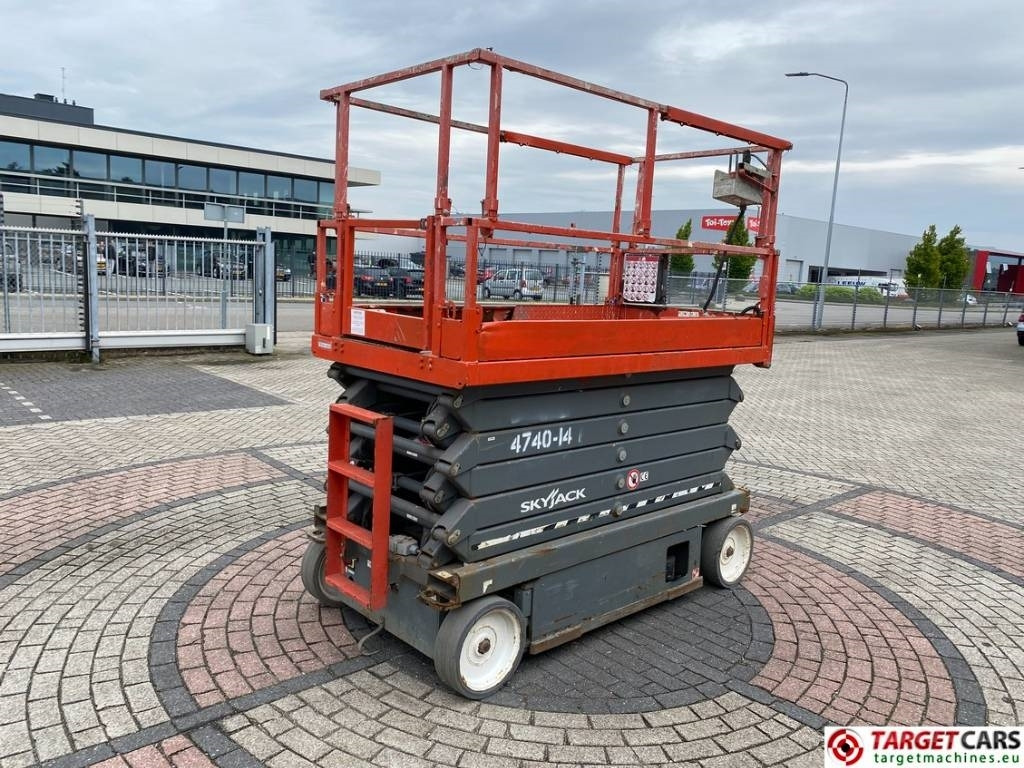 SkyJack SJIII-4740 Electric Scissor Work Lift 1380cm - Sakselift: billede 3 SkyJack SJIII-4740 Electric Scissor Work Lift 1380cm - Sakselift: billede 3