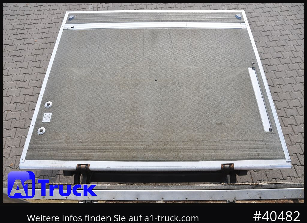 MERCEDES-BENZ 1824 LL Carrier 950 Mt, 3 Kammern, Automatik - Kølevogn lastbil: billede 3 MERCEDES-BENZ 1824 LL Carrier 950 Mt, 3 Kammern, Automatik - Kølevogn lastbil: billede 3