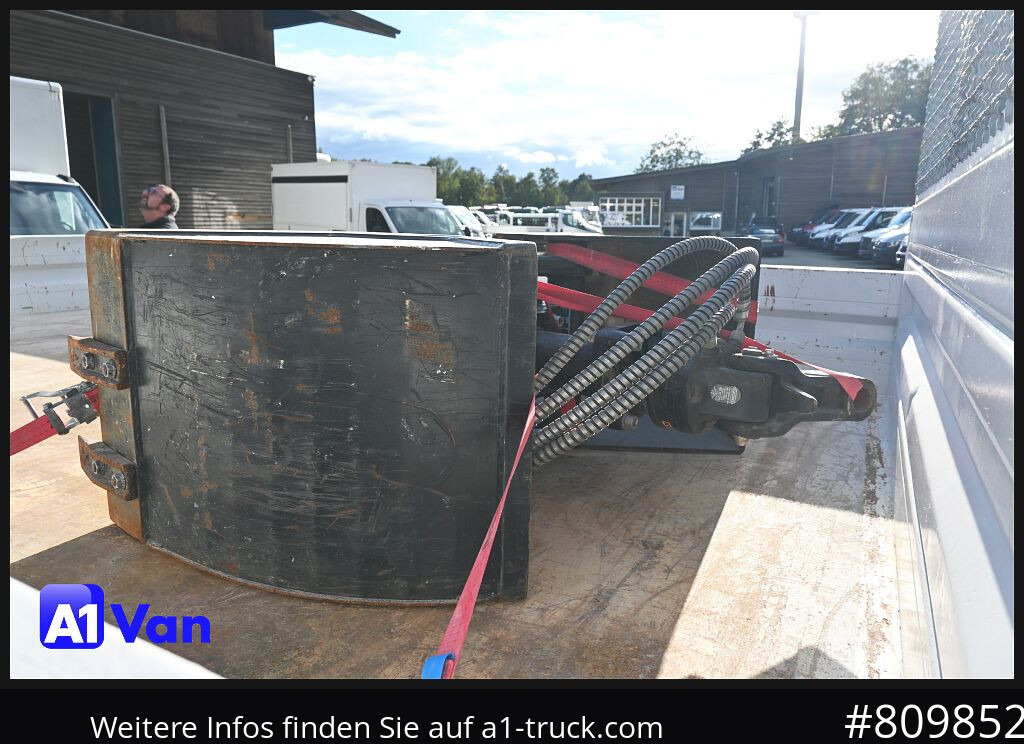 MERCEDES-BENZ Atego 816 Kipper Kran, Hiab, AHK, Klima - Tipvogn lastbil: billede 4 MERCEDES-BENZ Atego 816 Kipper Kran, Hiab, AHK, Klima - Tipvogn lastbil: billede 4