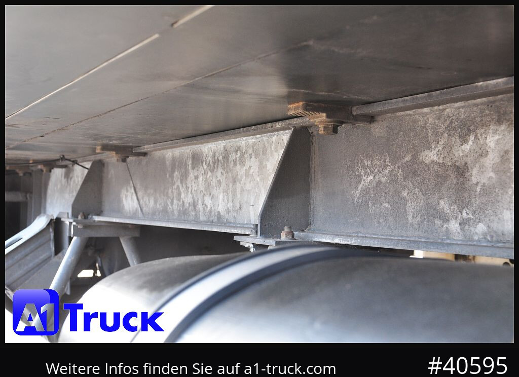 SCHMITZ Achwege & Tönjes, Rohrbahn, Fleisch, Schmitz Aufbau - Kølevogn påhængsvogn: billede 2 SCHMITZ Achwege & Tönjes, Rohrbahn, Fleisch, Schmitz Aufbau - Kølevogn påhængsvogn: billede 2