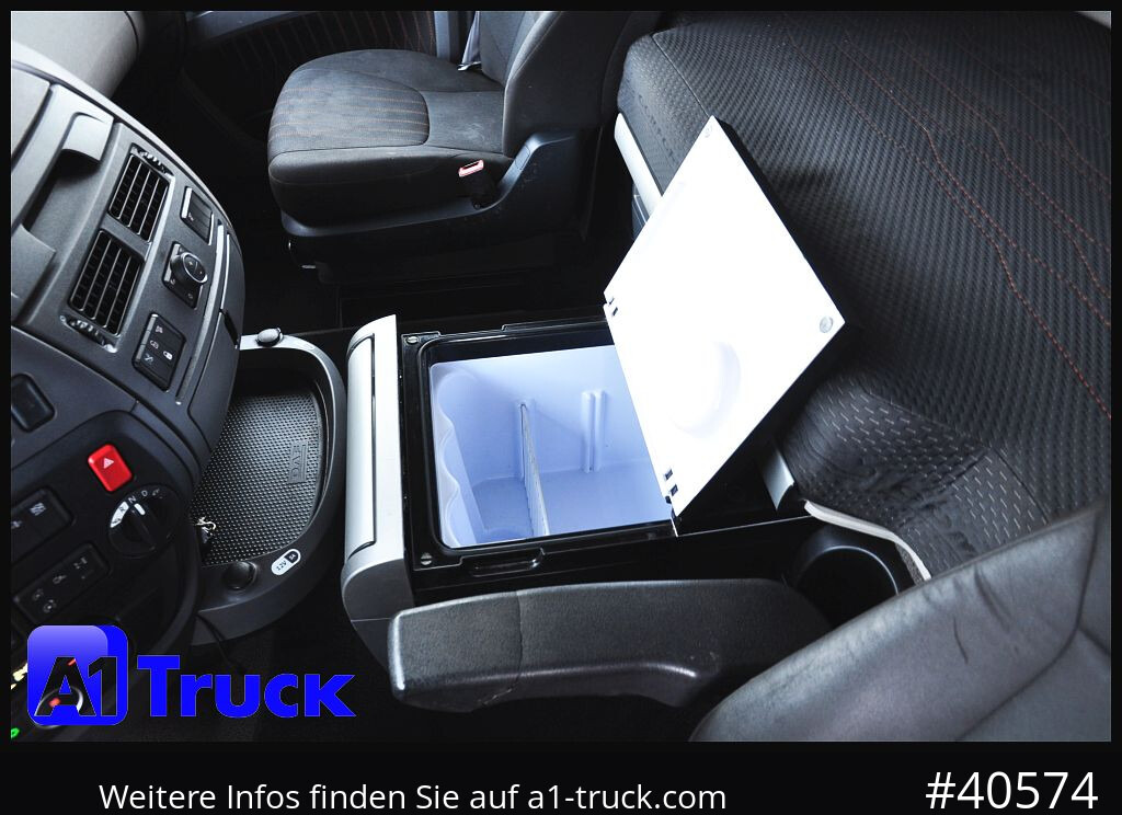 DAF XF 530 SSC, Volumen, vers.Sattelplatte, Intarder, Standklima, - Trækker: billede 4 DAF XF 530 SSC, Volumen, vers.Sattelplatte, Intarder, Standklima, - Trækker: billede 4