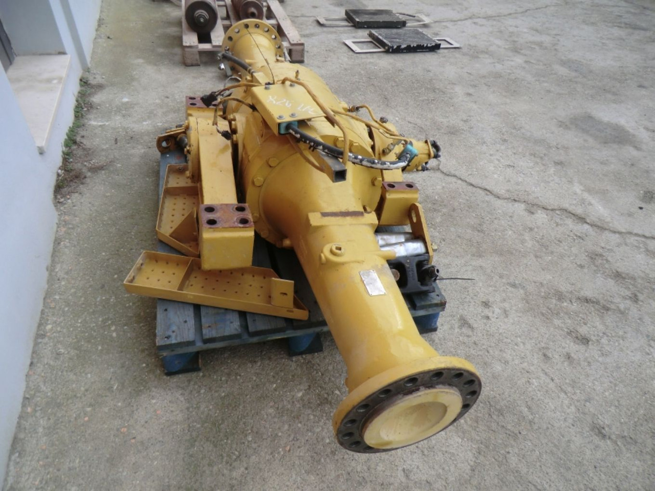 Caterpillar 928G - Bagaksel for Entreprenørmaskin: billede 2 Caterpillar 928G - Bagaksel for Entreprenørmaskin: billede 2