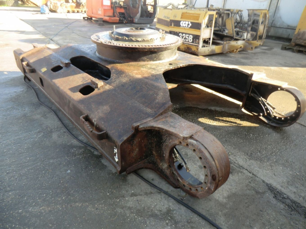 HITACHI ZX240 BAS TELAIO INFERIORE - Ramme/ Chassis for Entreprenørmaskin: billede 2 HITACHI ZX240 BAS TELAIO INFERIORE - Ramme/ Chassis for Entreprenørmaskin: billede 2