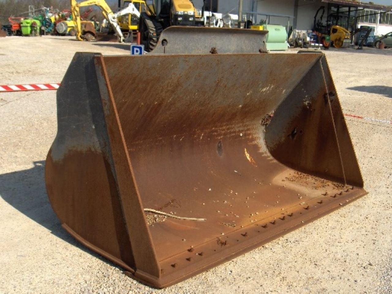 VOLVO L70F BENNA CON ATTACCO RAPIDO, LAMA 2550mm, MOD. 83738 - Læsseskovl: billede 1 VOLVO L70F BENNA CON ATTACCO RAPIDO, LAMA 2550mm, MOD. 83738 - Læsseskovl: billede 1