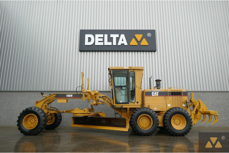 Caterpillar 140H Ex-army - Grader: billede 1 Caterpillar 140H Ex-army - Grader: billede 1