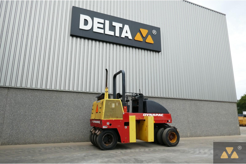 Dynapac CP142 - Gummihjulstromle: billede 5 Dynapac CP142 - Gummihjulstromle: billede 5