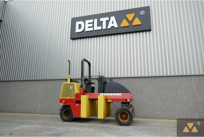 Dynapac CP142 - Gummihjulstromle: billede 3 Dynapac CP142 - Gummihjulstromle: billede 3