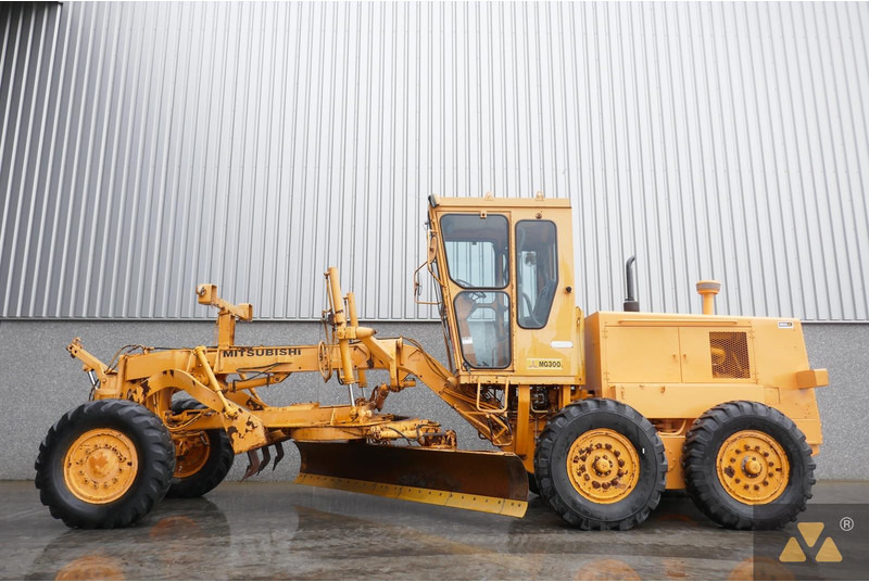 Mitsubishi MG300 - Grader: billede 1 Mitsubishi MG300 - Grader: billede 1