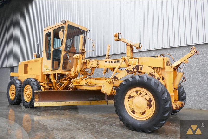 Mitsubishi MG300 - Grader: billede 3 Mitsubishi MG300 - Grader: billede 3