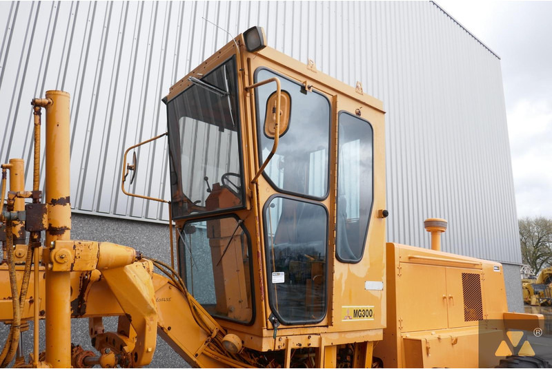 Grader Mitsubishi MG300: billede 9 Grader Mitsubishi MG300: billede 9