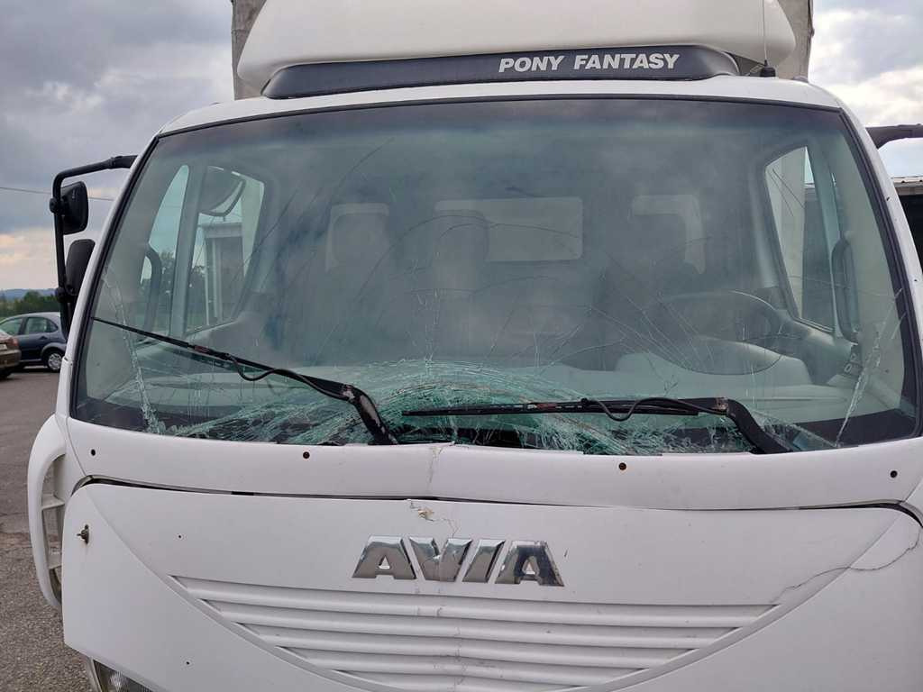 Avia D90, EURO 3, SIDES, HYDRAULIC FRONT - Lastbil med presenning: billede 4 Avia D90, EURO 3, SIDES, HYDRAULIC FRONT - Lastbil med presenning: billede 4