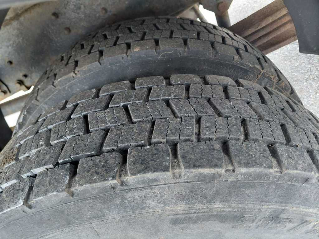 Avia D90, EURO 3, SIDES, HYDRAULIC FRONT - Lastbil med presenning: billede 5 Avia D90, EURO 3, SIDES, HYDRAULIC FRONT - Lastbil med presenning: billede 5