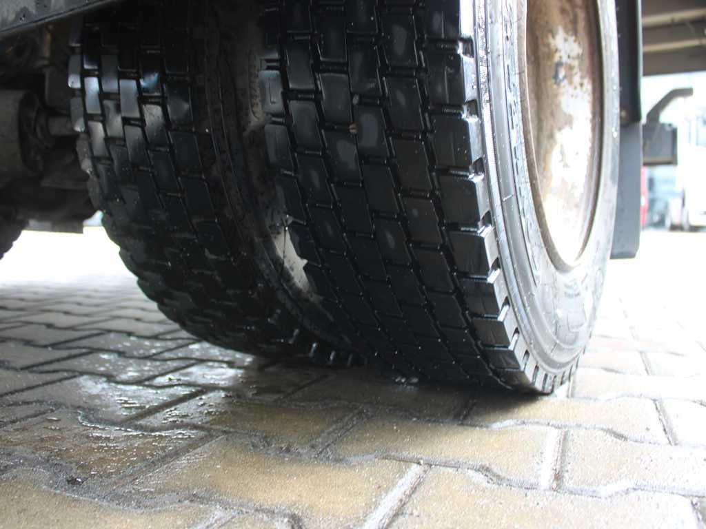 Lastbil med presenning Iveco EUROCARGO ML 75E18, EURO 4, SIDE PANEL, SLEEPING BODY: billede 18