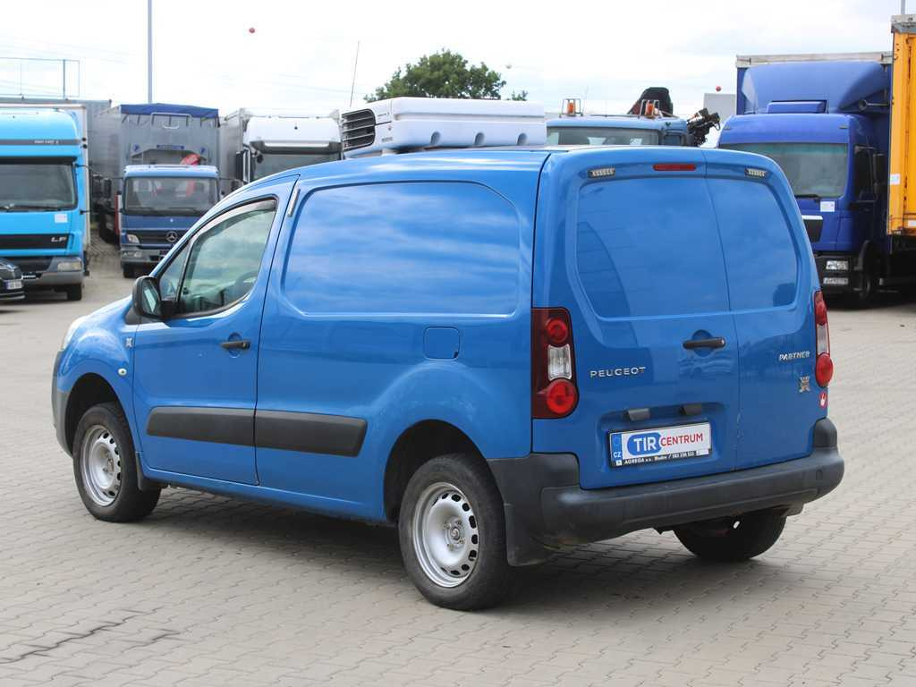Peugeot PEUGEOT PARTNER, 4X4, CARRIER NEOS 100 - Kølebil: billede 5 Peugeot PEUGEOT PARTNER, 4X4, CARRIER NEOS 100 - Kølebil: billede 5