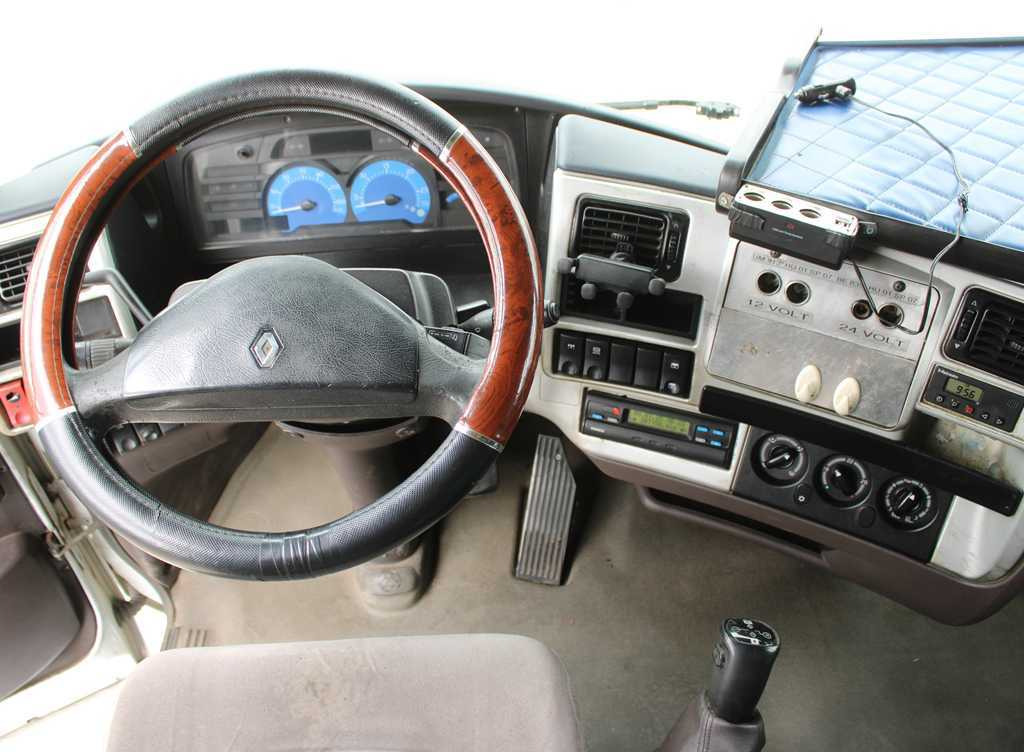 Trækker Renault MAGNUM 440.18, EURO 3: billede 6 Trækker Renault MAGNUM 440.18, EURO 3: billede 6