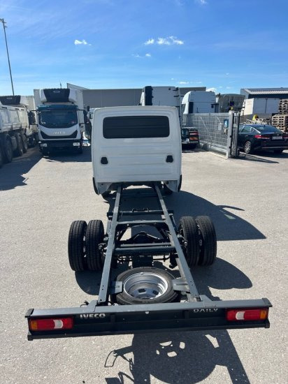 Ny Lastbil chassis Iveco Daily 40 - 180 Fahrgestell, E6 Ohne Motor/Ohne Getriebe: billede 7 Ny Lastbil chassis Iveco Daily 40 - 180 Fahrgestell, E6 Ohne Motor/Ohne Getriebe: billede 7
