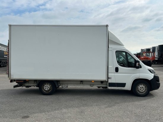 Peugeot Boxer, Koffer mit Hebebühne/LBW - Varebil med kasse: billede 4 Peugeot Boxer, Koffer mit Hebebühne/LBW - Varebil med kasse: billede 4