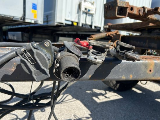 Renders Standard-Lafette BDF, BPW-Achsen - Containerbil/ Veksellad påhængsvogn: billede 5 Renders Standard-Lafette BDF, BPW-Achsen - Containerbil/ Veksellad påhængsvogn: billede 5