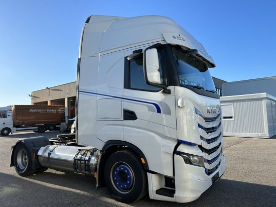 Iveco Stralis 460 Gas, 2 LNG-Tanks, Retarder, Leder - Trækker: billede 1 Iveco Stralis 460 Gas, 2 LNG-Tanks, Retarder, Leder - Trækker: billede 1