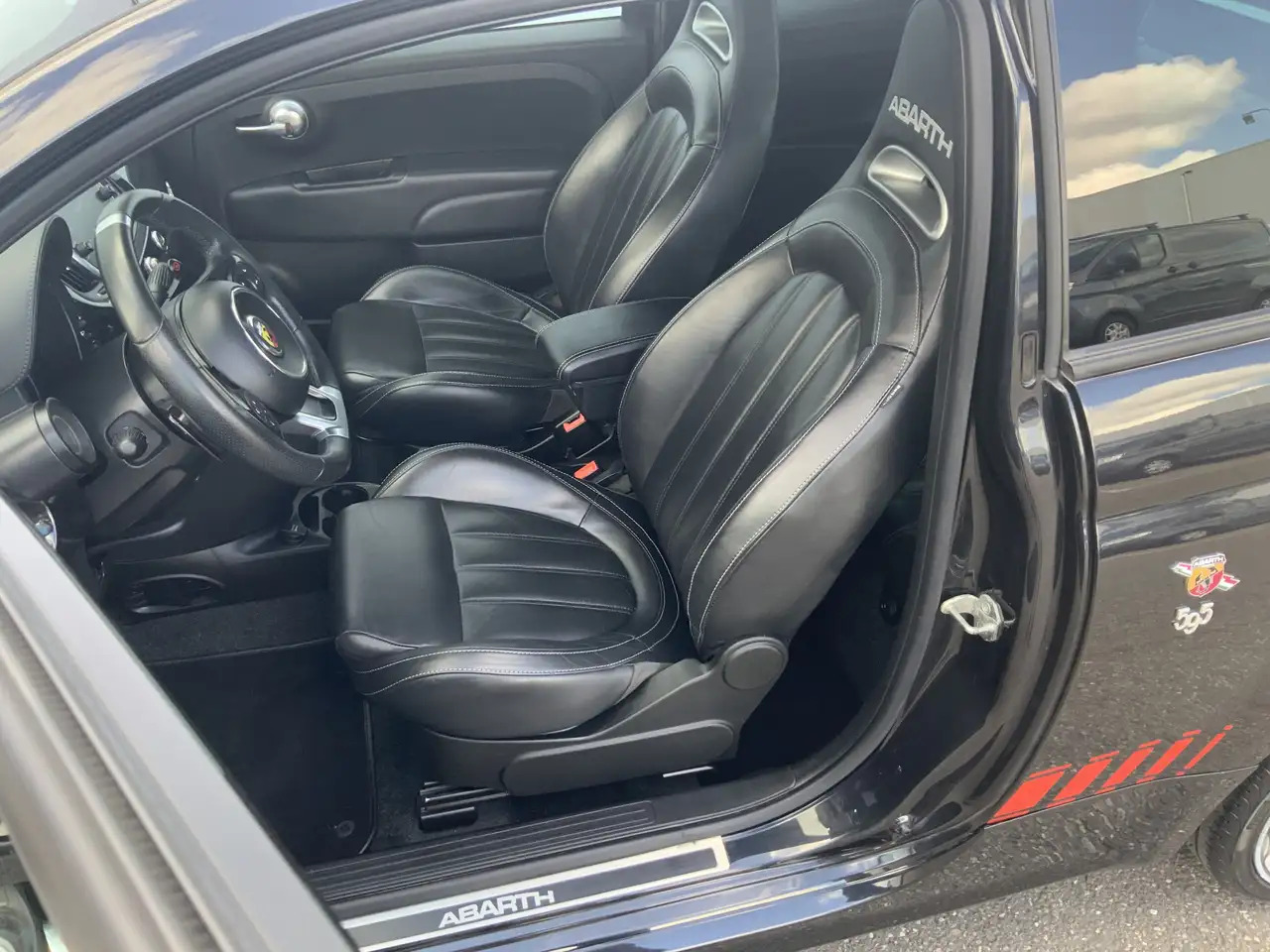 Fiat 500C Abarth 1.4 T-Jet 595 Automaat Euro 6 - Cabriolet: billede 5 Fiat 500C Abarth 1.4 T-Jet 595 Automaat Euro 6 - Cabriolet: billede 5