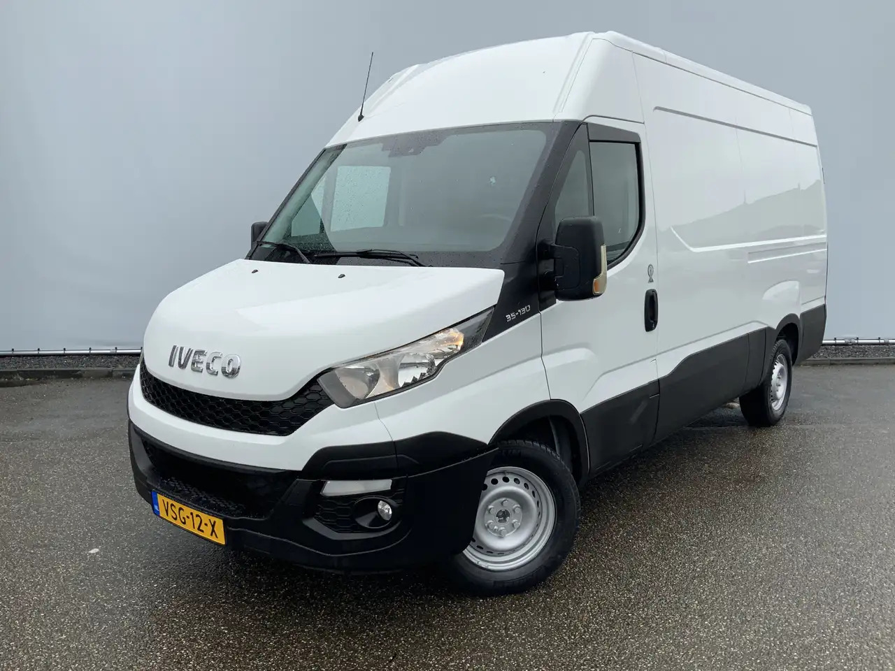 Iveco Daily 35S13V 2.3 352 H2 L3 Airco 3 Zits Opstap Euro 5 - Varevogn: billede 1 Iveco Daily 35S13V 2.3 352 H2 L3 Airco 3 Zits Opstap Euro 5 - Varevogn: billede 1