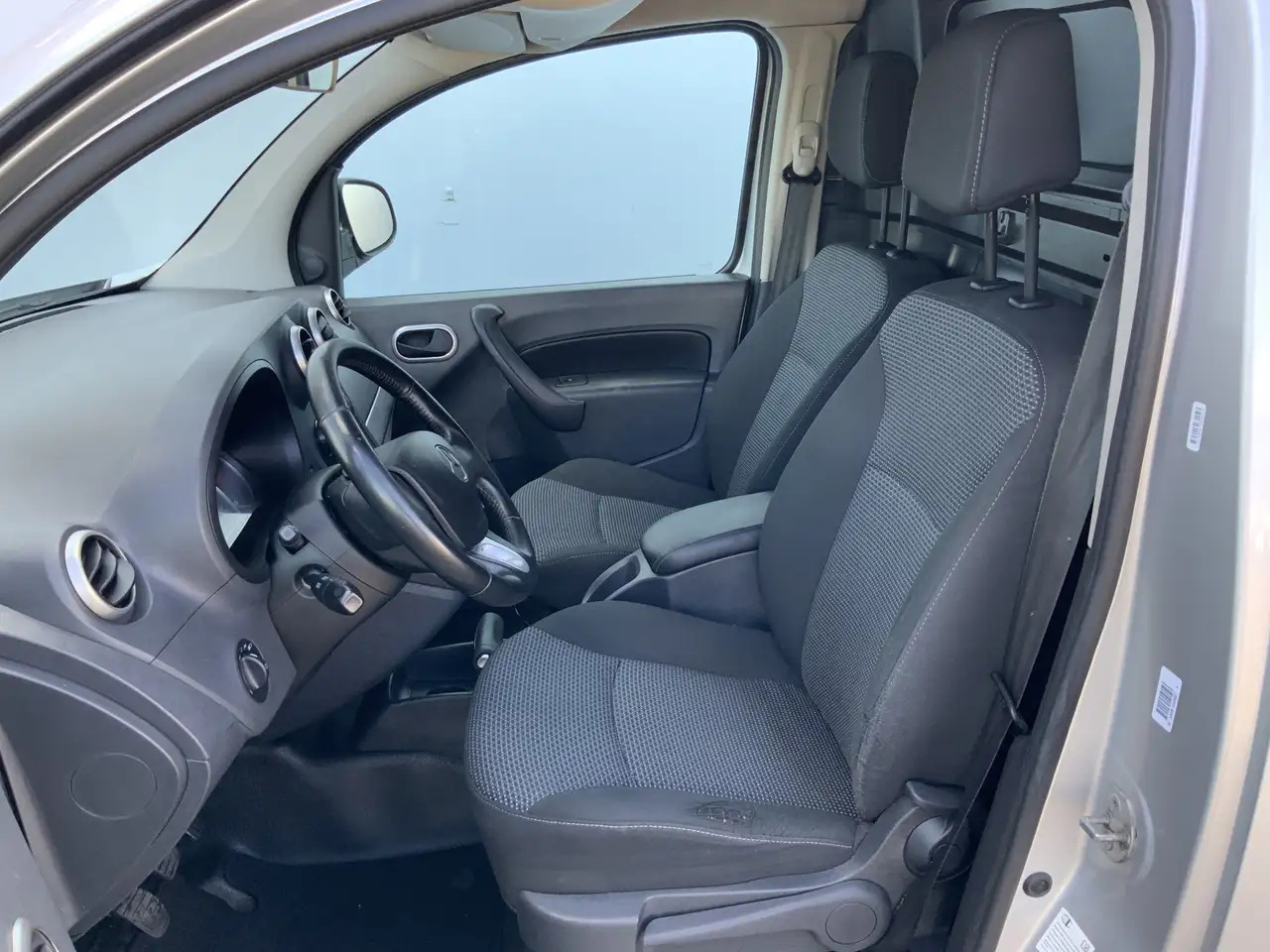 Mercedes-Benz Citan 109 CDI BlueEFFICIENCY Airco Cruise Euro 5 - Små varebil: billede 4 Mercedes-Benz Citan 109 CDI BlueEFFICIENCY Airco Cruise Euro 5 - Små varebil: billede 4