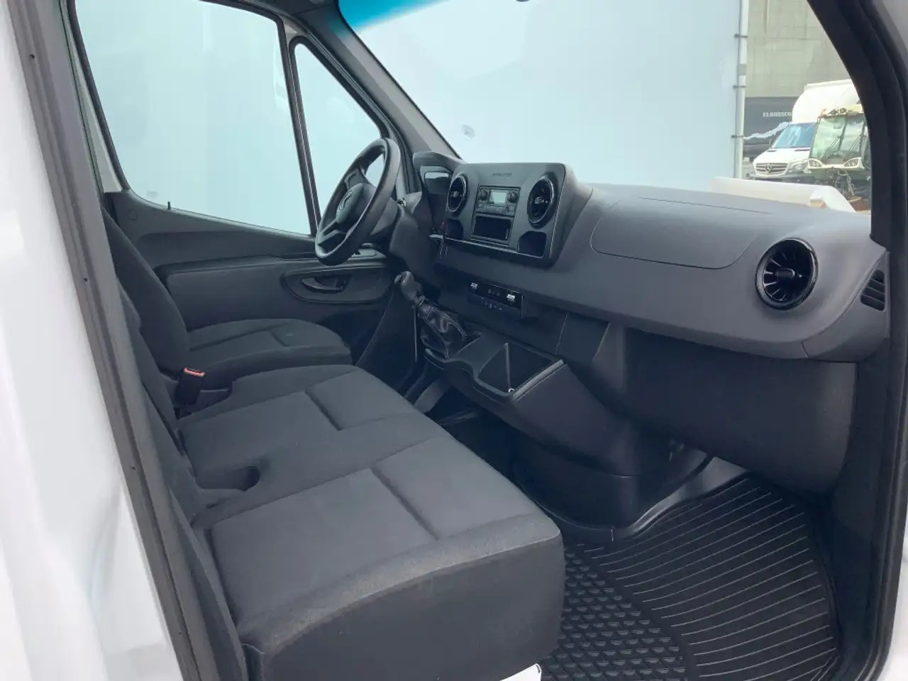Mercedes-Benz Sprinter 314 2.2 CDI 366 L2H2 Airco 3 Zits Euro 6 - Varevogn: billede 4 Mercedes-Benz Sprinter 314 2.2 CDI 366 L2H2 Airco 3 Zits Euro 6 - Varevogn: billede 4