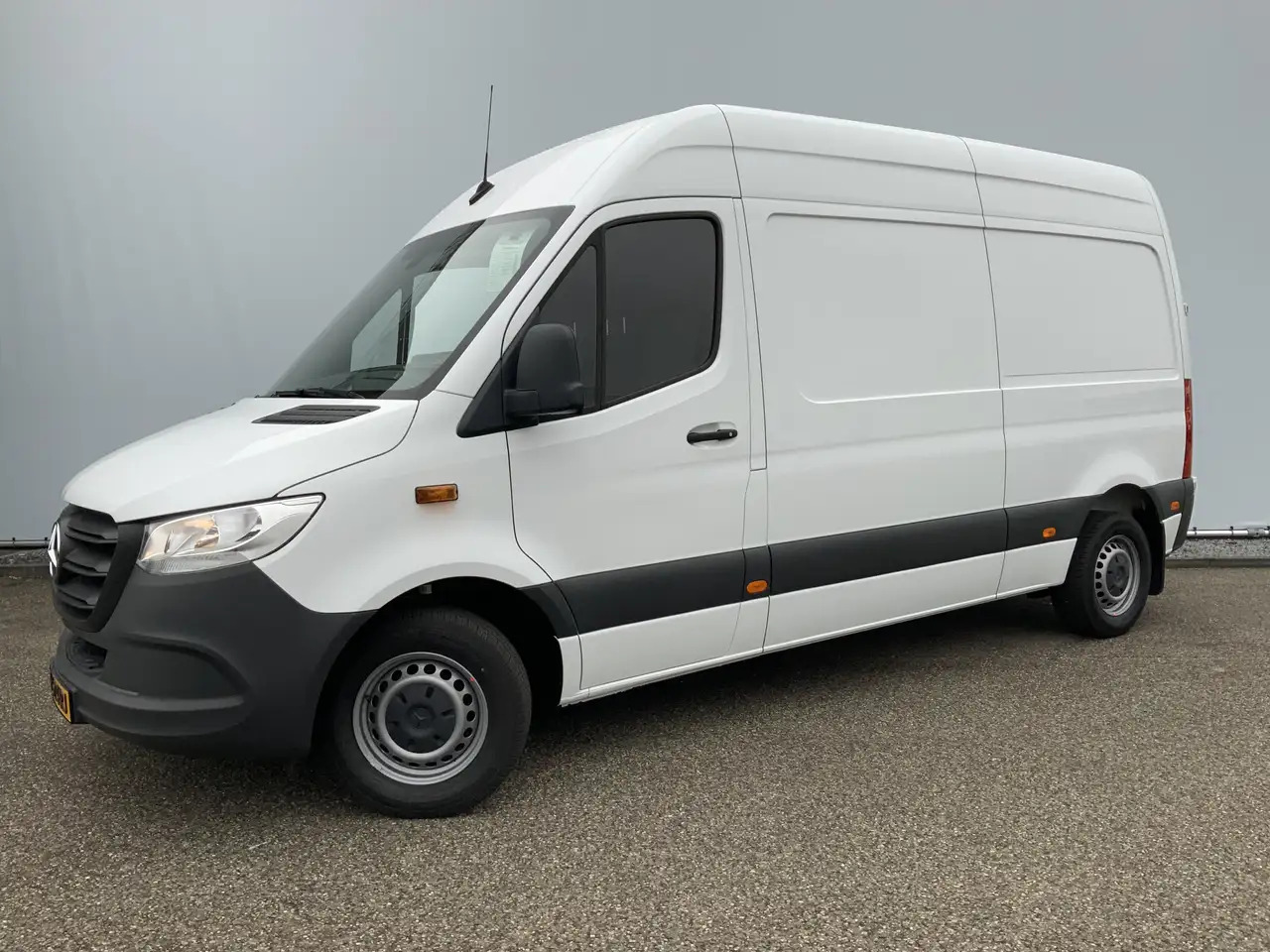 Mercedes-Benz Sprinter 314 2.2 CDI L2H2 Airco Camera Navi 3 Zits MBUX Sch - Varevogn: billede 1 Mercedes-Benz Sprinter 314 2.2 CDI L2H2 Airco Camera Navi 3 Zits MBUX Sch - Varevogn: billede 1