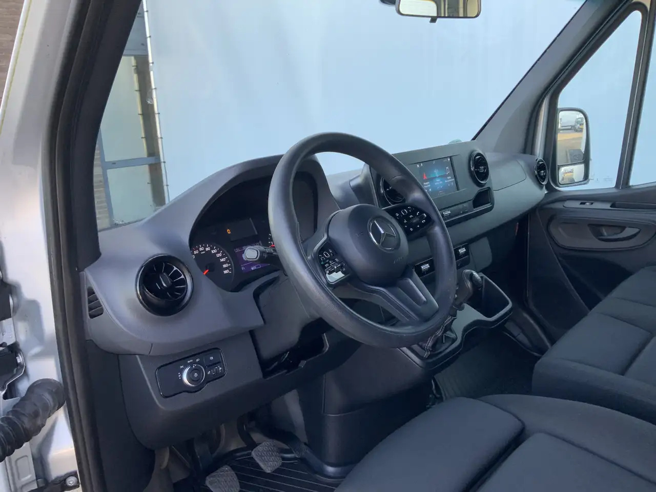 Mercedes-Benz Sprinter 314 2.2 CDI L2H2 Airco Cruise 3 Zits Trekhaak 2000 - Varevogn: billede 4 Mercedes-Benz Sprinter 314 2.2 CDI L2H2 Airco Cruise 3 Zits Trekhaak 2000 - Varevogn: billede 4