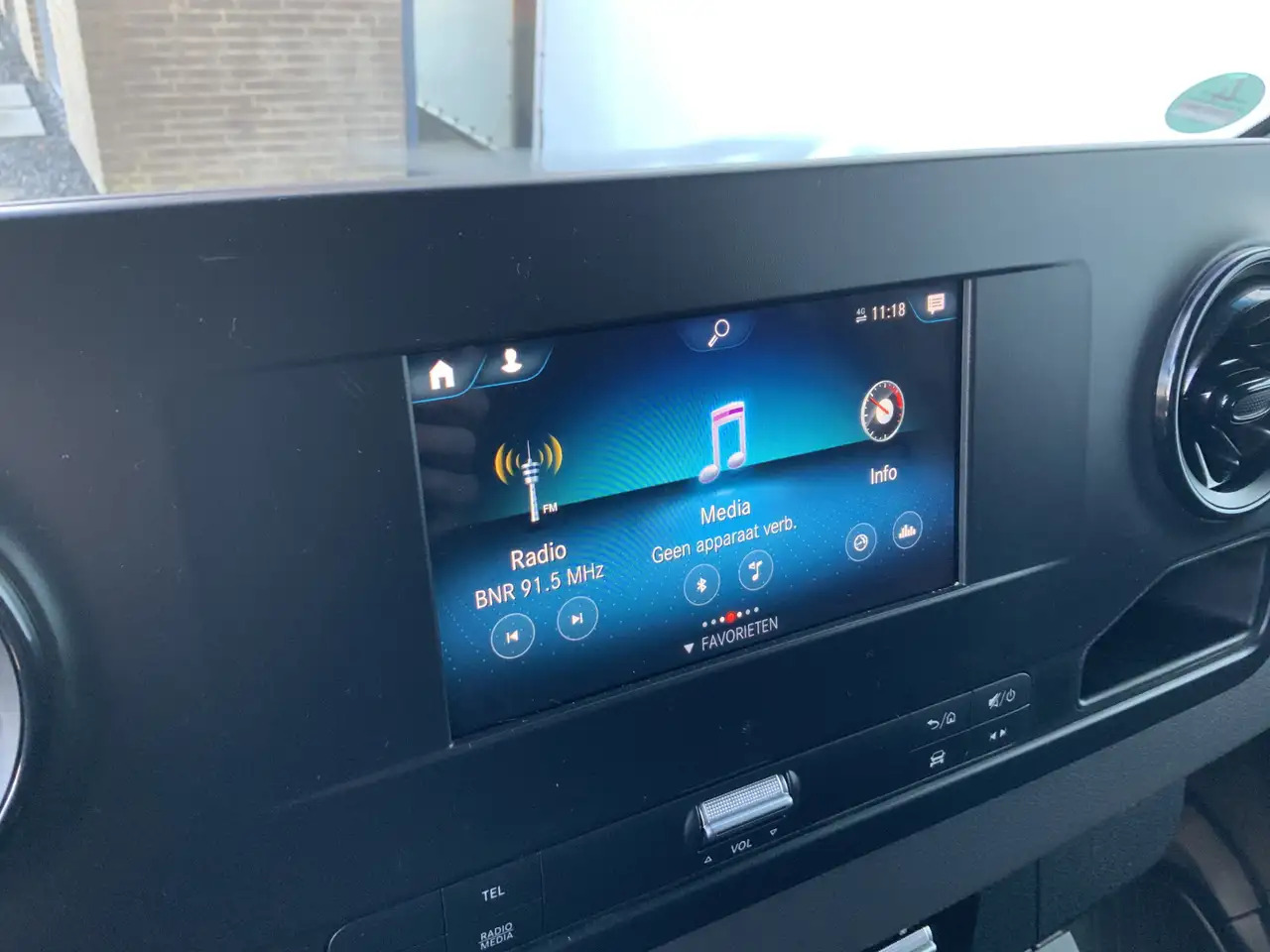 Leje en Mercedes-Benz Sprinter 314 2.2 CDI L2H2 Airco Cruise 3 Zits Trekhaak 2000 Mercedes-Benz Sprinter 314 2.2 CDI L2H2 Airco Cruise 3 Zits Trekhaak 2000: billede 13