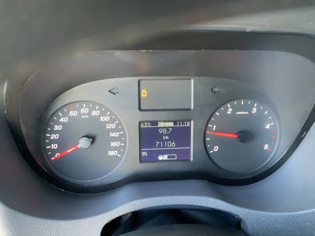 Leje en Mercedes-Benz Sprinter 314 2.2 CDI L2H2 Airco Cruise 3 Zits Trekhaak 2000 Mercedes-Benz Sprinter 314 2.2 CDI L2H2 Airco Cruise 3 Zits Trekhaak 2000: billede 10